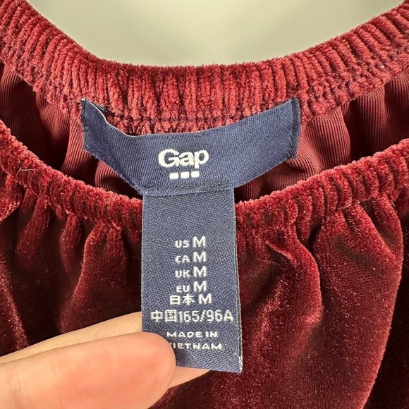 Gap Red Velvet Short Sleeve Off The Shoulder Casual Top Women's Size Medium - Picture 5 of 9